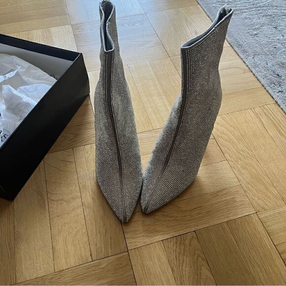 Aqua Hanar sparkle booties, Size 8 (never worn) - Picture 2 of 8